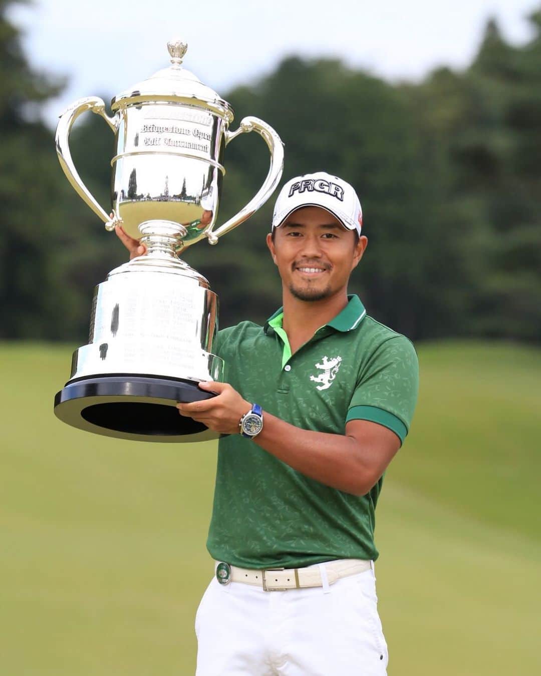 小平智のインスタグラム：「4勝目はブリヂストンオープン！ 初日4オーバーで91位スタート(出場者102人)からの大逆転優勝できた試合(^^) 早く試合したいな〜！コロナよ消えろ〜 #4勝目 #ブリヂストンオープン #小平智」