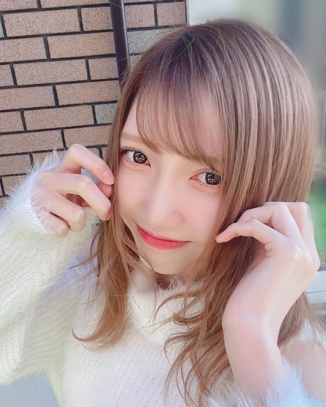 村井純奈のインスタグラム：「💭🤍」