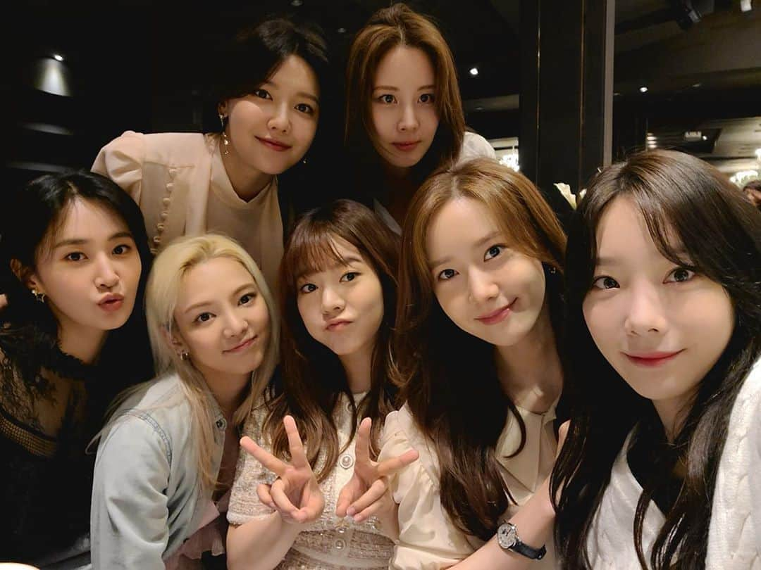 ユナさんのインスタグラム写真 - (ユナInstagram)「소녀시대💕 #GG4EVA #성우오빠결혼축하해」5月10日 20時37分 - yoona__lim