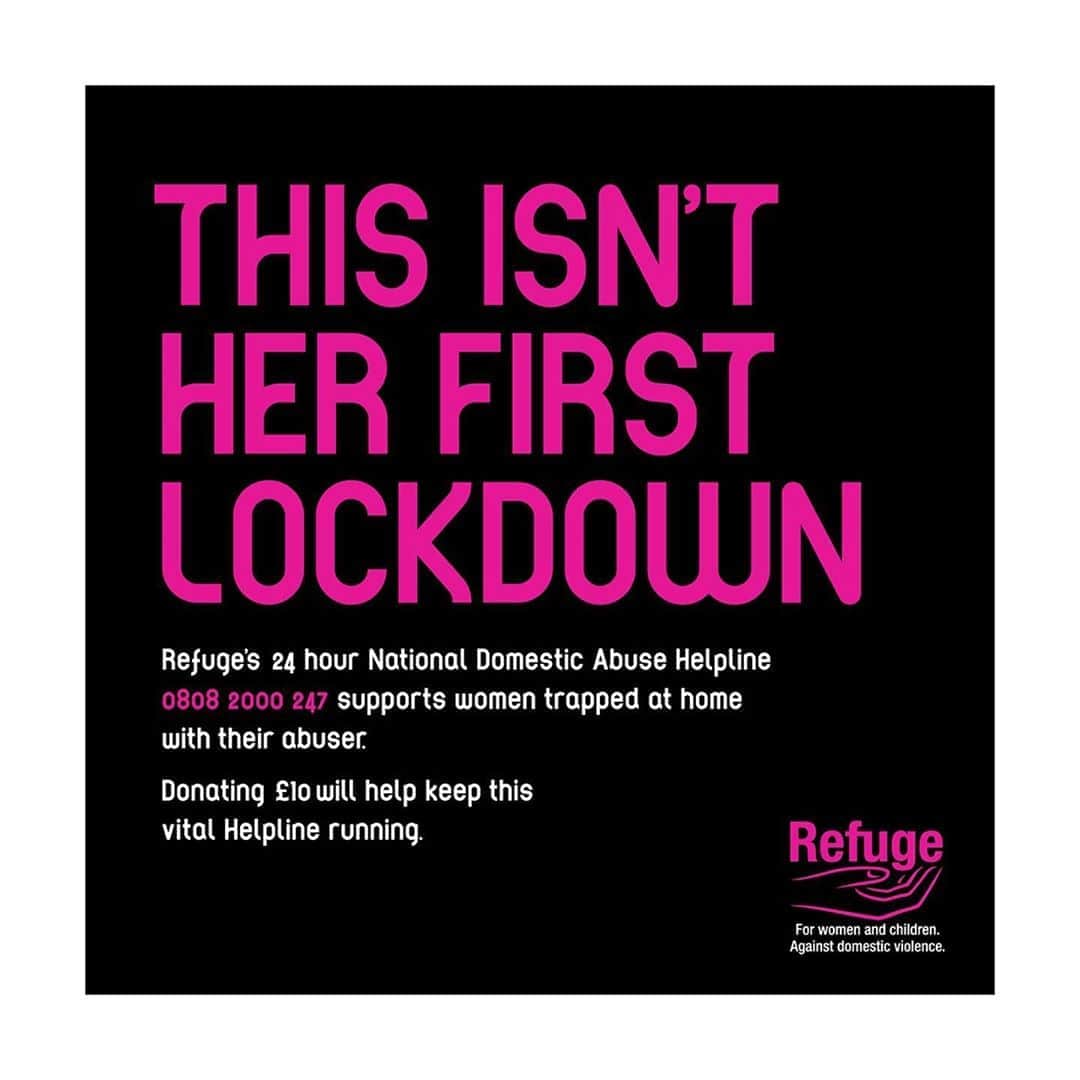 ジョアン・フロッグガットさんのインスタグラム写真 - (ジョアン・フロッグガットInstagram)「Since the lockdown, in just one 24 hour period, Refuge’s National Domestic Abuse Helpline recorded a 120% increase in calls and contacts. Now, more than ever, @refugecharity needs your help to keep the helpline running. If you can, please donate £10 through the link in my bio.  #YouAreNotAlone」5月10日 21時22分 - jofroggatt