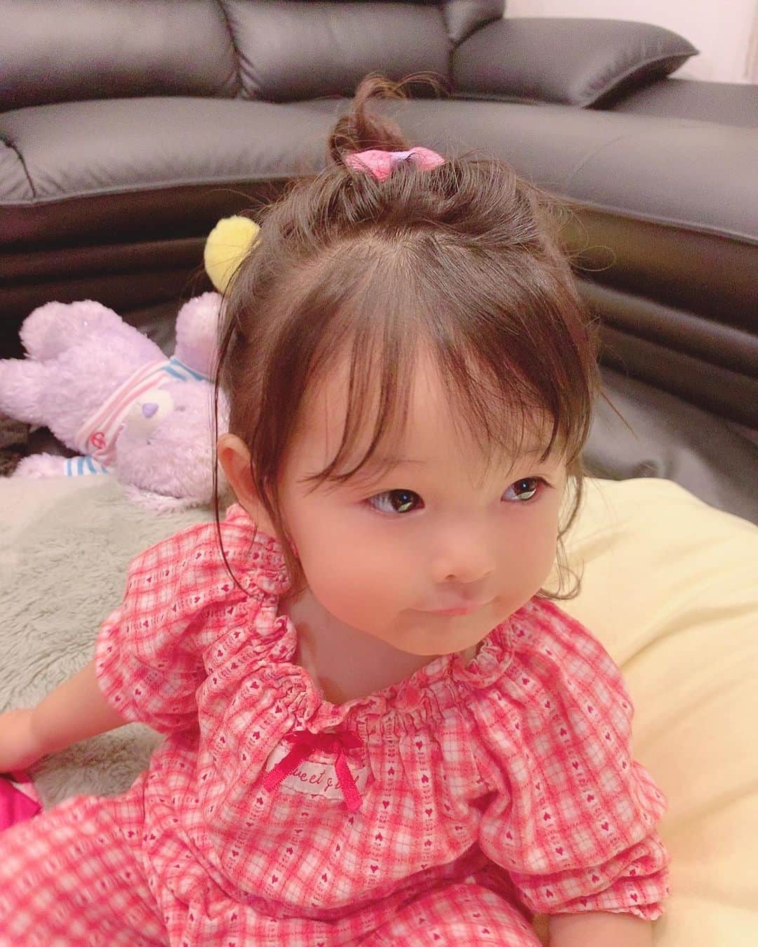大知めぐみさんのインスタグラム写真 大知めぐみinstagram からのー 変顔祭り バリエーション豊富w 最後のも前歯出てておもしろいww 1歳半 1歳6ヶ月 女の子ママ 女の子ベビー ヘアアレンジ ヘアスタイル 赤ちゃん 赤ちゃんのいる生活