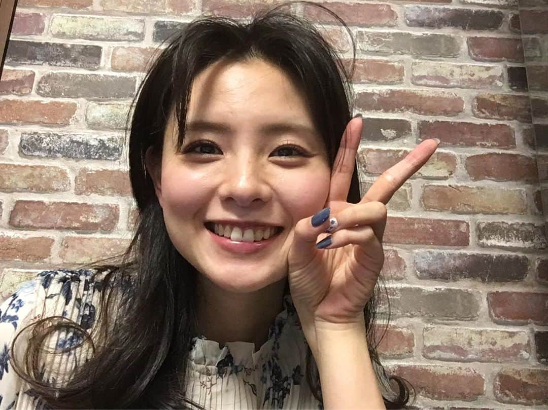 朝見心のインスタグラム：「(∵)﻿ ﻿ ちなみに﻿ 来週のために三脚を﻿ セッティングしてみたら﻿ Bluetoothで写真撮れた…！﻿ ﻿ 近未来﻿ ﻿ 大はしゃぎの私をお納めください﻿ ﻿ 来週はこれで﻿ もう少し良い照明の下で撮れるかも！！！﻿ ﻿ 皆さまありがとうー！！！﻿ ﻿」