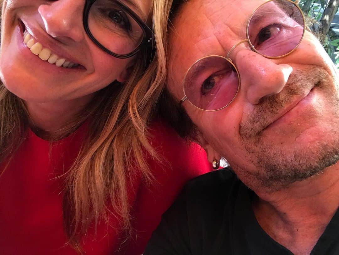 のインスタグラム：「Happy Birthday to this wonderful fella! And a very happy Mother’s Day to all the mothering hearts of the world. 🌸 #stayhome #lovethemamas #luckymama」