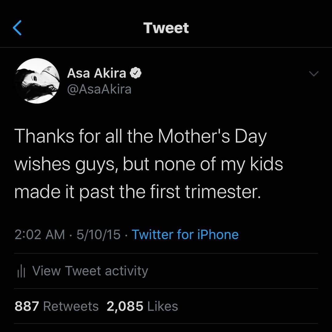 アサ・アキラさんのインスタグラム写真 - (アサ・アキラInstagram)「Not all tweets age well. Happy Mother’s Day everyone!」5月10日 23時24分 - asahole