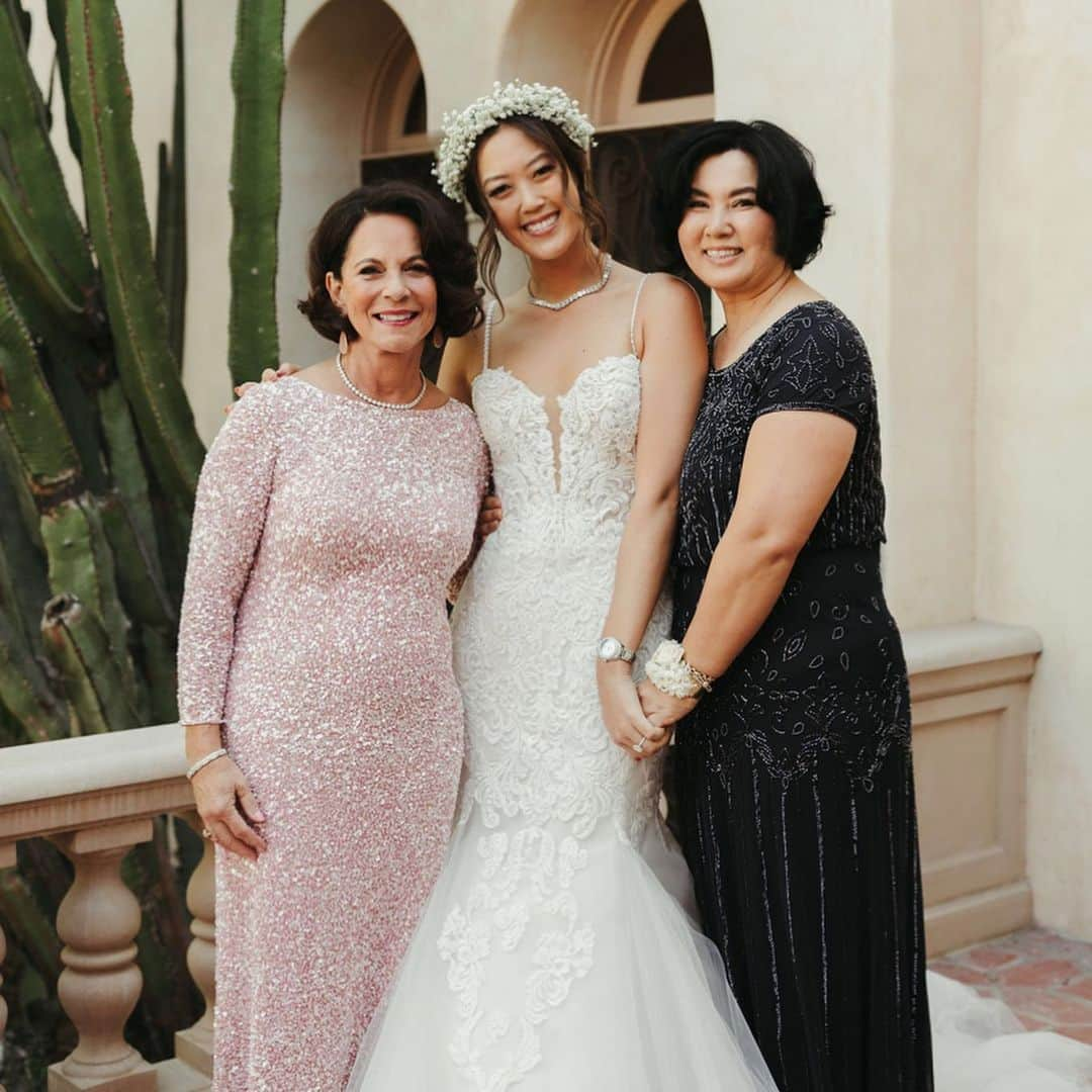 ミシェル・ウィーさんのインスタグラム写真 - (ミシェル・ウィーInstagram)「So blessed to be able to call both these amazing women my moms!!! Our babygirl hit the jackpot with you guys as her grandmas ❤️❤️ Happy Mother’s Day to these incredible women and to all you moms out there. The world would literally cease to exist without you guys. 💝💝💝💝」5月10日 23時32分 - michellewiewest