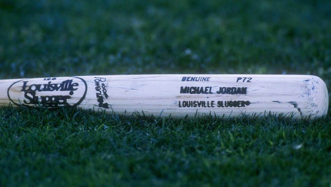 MLBさんのインスタグラム写真 - (MLBInstagram)「Michael Jordan: baseball player. #TheLastDance」5月11日 10時27分 - mlb