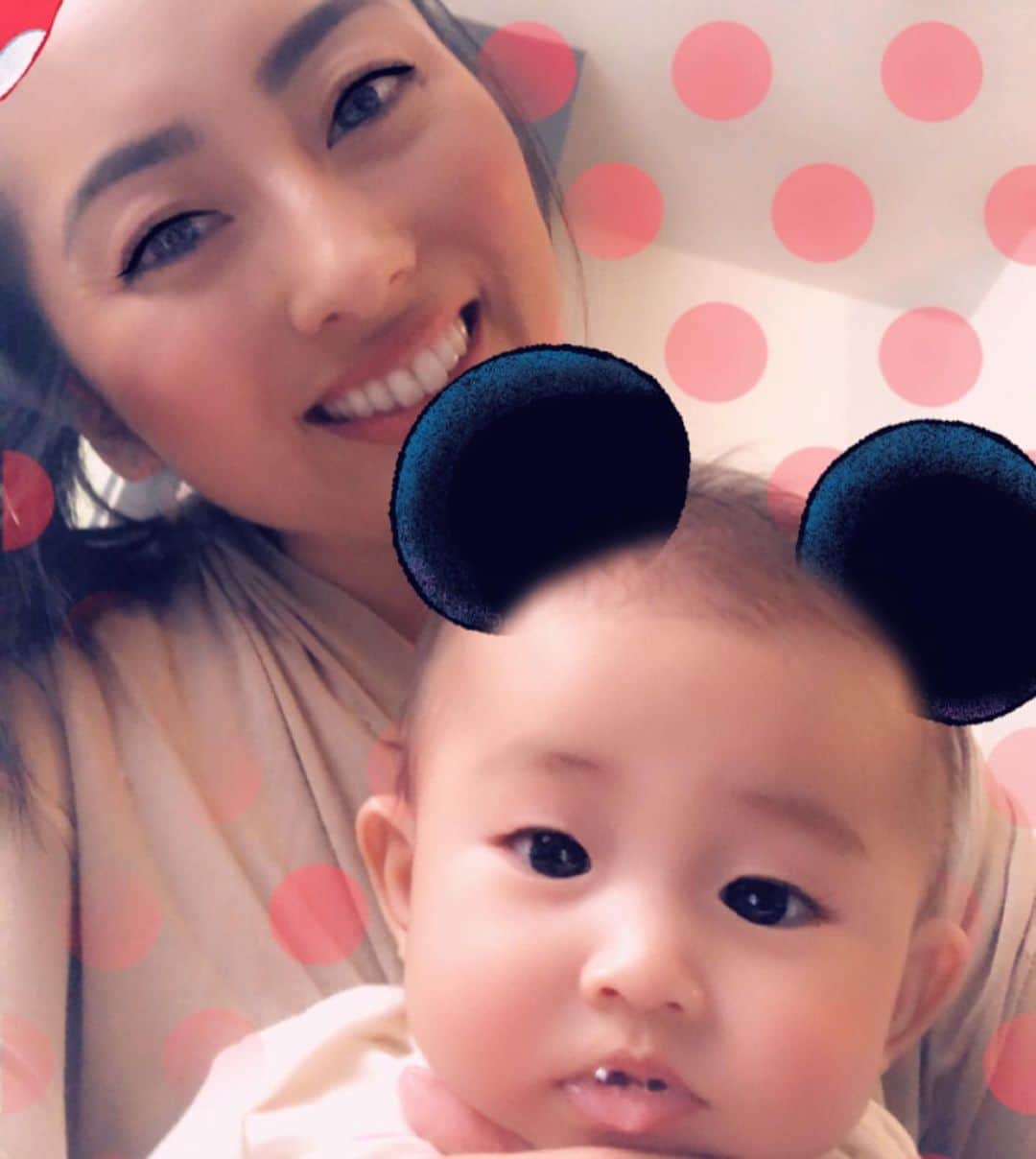 MayaTさんのインスタグラム写真 - (MayaTInstagram)「I love you so much my little princess!!!🦋 Thank you for choosing me as your mommy❤️ Happy Mother’s Day to my mom and all the mothers in the world...☺️#myfirstmothersday」5月11日 11時03分 - mayat_official