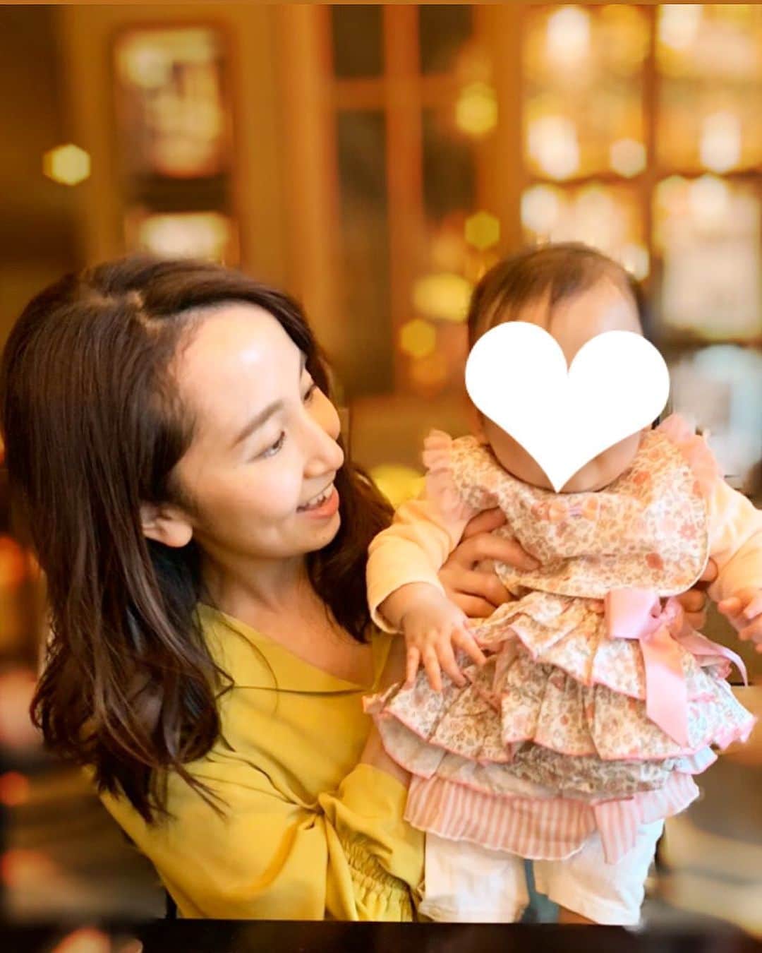 小野恵美のインスタグラム：「母の日🌹 いつもパワフルで家族想いの私のお母さん。 いつも優しくて思いやりに溢れたお義母さん。 2人とも尊敬する女性です💐 いつもありがとう！ いまはどちらにも自粛で会えないけど、終わったらすぐに会いにいきたい🥺  私は母になって初めて迎える #母の日 でした💐 娘と一緒に母として成長している日々、わたしをお母さんにしてくれてありがとう😊 #お母さんありがとう  #happymothersday  #ママにしてくれてありがとう」