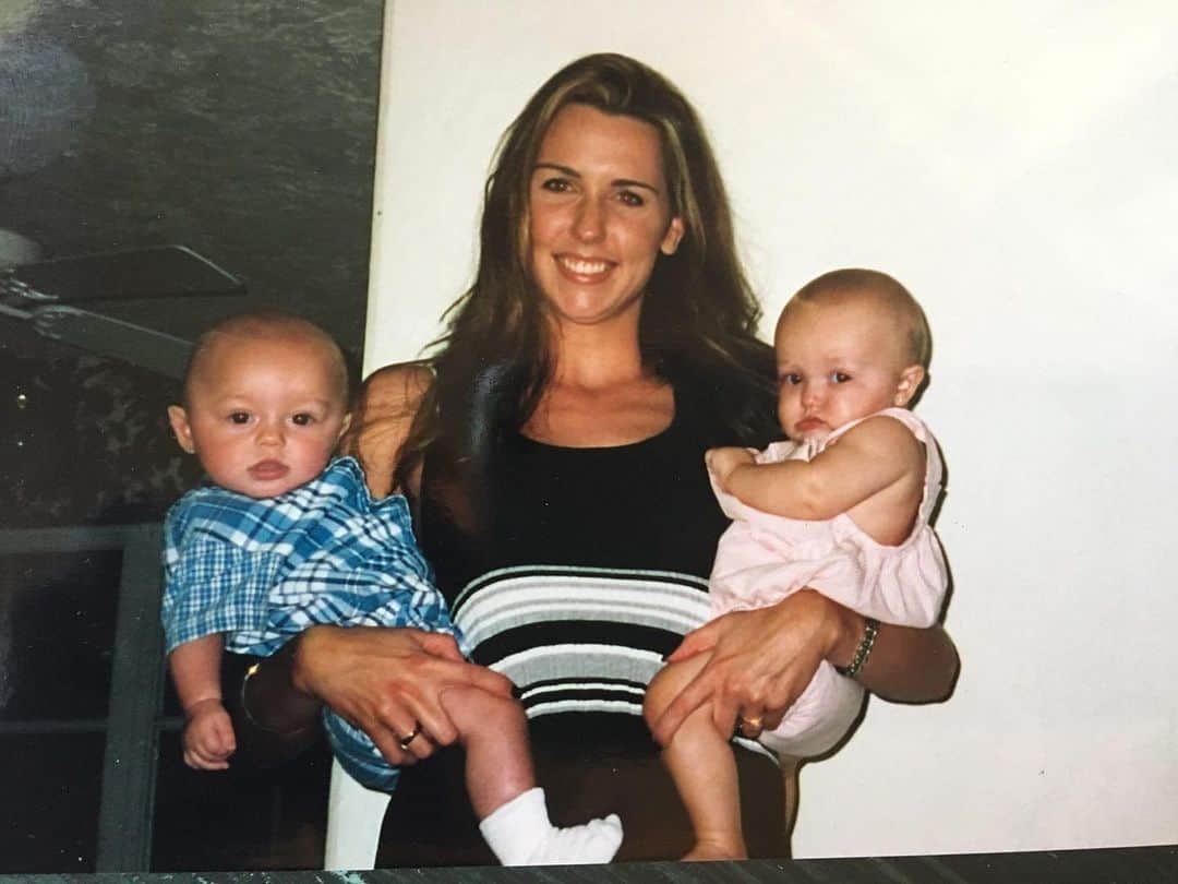 ペイトン・リストのインスタグラム：「grateful to have you as a guide mama. thanks for teaching me what a strong woman looks like.」