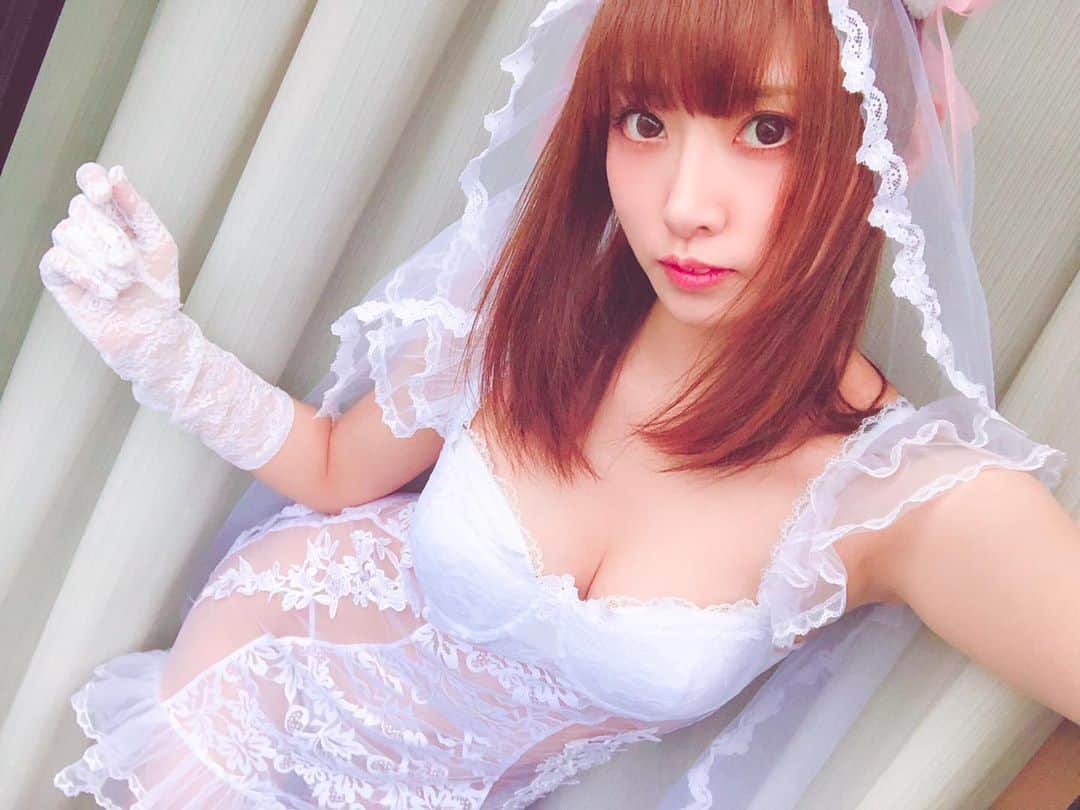 紗雪のインスタグラム：「. . シースルーウェディング🐱💍 . . . 衣装(@malymoon1991 )💓 #ミディアムヘア#茶髪#グラビア#衣装#えち衣装#セーラー服#撮影会モデル #モデル#malymoon#cos#cosplay#cosplayer#cosplaygirl#freemodel#model#japanesegirl#japanesecosplayer #selfphotography#❤️」