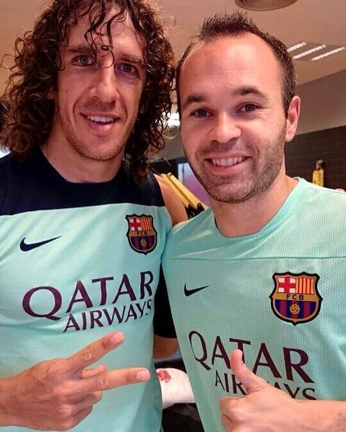 カルレス・プジョルのインスタグラム：「Muchas felicidades, amigo. Disfruta tu día con esa familia tan bonita que tienes. 🎂😘」