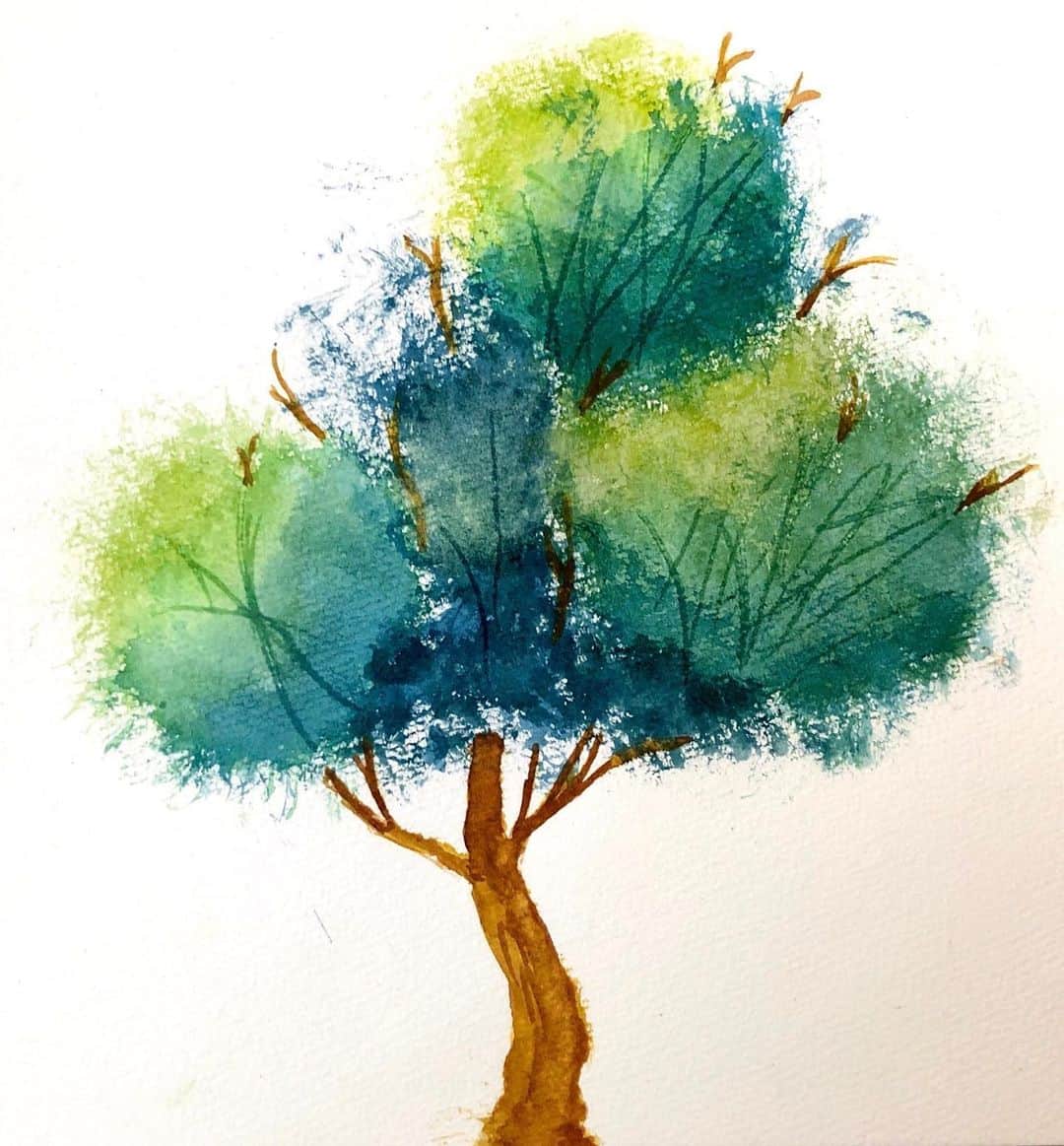田川隼嗣さんのインスタグラム写真 - (田川隼嗣Instagram)「こんにちはー^ ^ 僕昔、ペン画にハマってた時期があって、時間もあるし、また描こうと思い いま水彩画に挑戦してます^ ^  1枚目ははじめての描いた木  2枚目は1時間練習して描いた木  練習するごとにどんどん 上達していくのを感じるので すっごく楽しいんですよね絵って ↓参考にさせていただた動画 https://youtu.be/F_Bl7JXQUTg  #水彩画  #stayhome」5月11日 19時43分 - shunji.tagawa