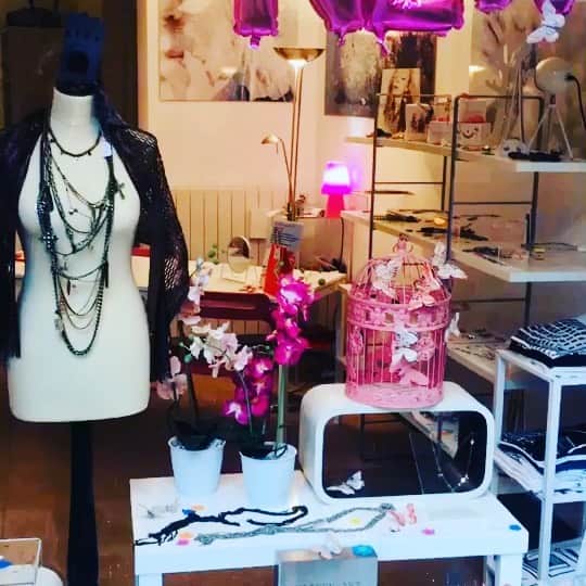 メイデンアートのインスタグラム：「Ready to Re-Open on 18th May🥰🙌♥️ . . . . .  #Jewelry #instajewelry #jewelryforsale #musthave #style #handmadejewelry #Bracelet #Necklace #Gemstone #Beads #metal #accessories  #selfmade #design #earrings #handmade #jewelrygram #swag #new #bling #boutiques #instadaily #sterlingsilverjewelry #Silver #etsy #etsyhandmade #pendant #selfemployed #fashionjewelry #madeintaly」