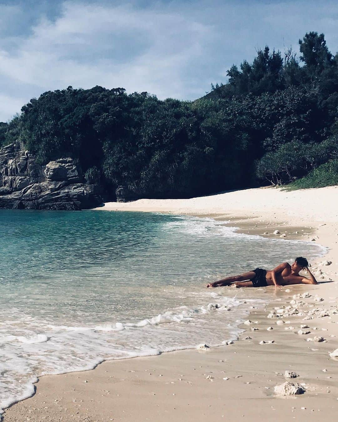 Joeさんのインスタグラム写真 - (JoeInstagram)「Take me to the beach PLEASE! #TokashikiIsland #渡嘉敷島」5月11日 14時11分 - joe_tokyodandy