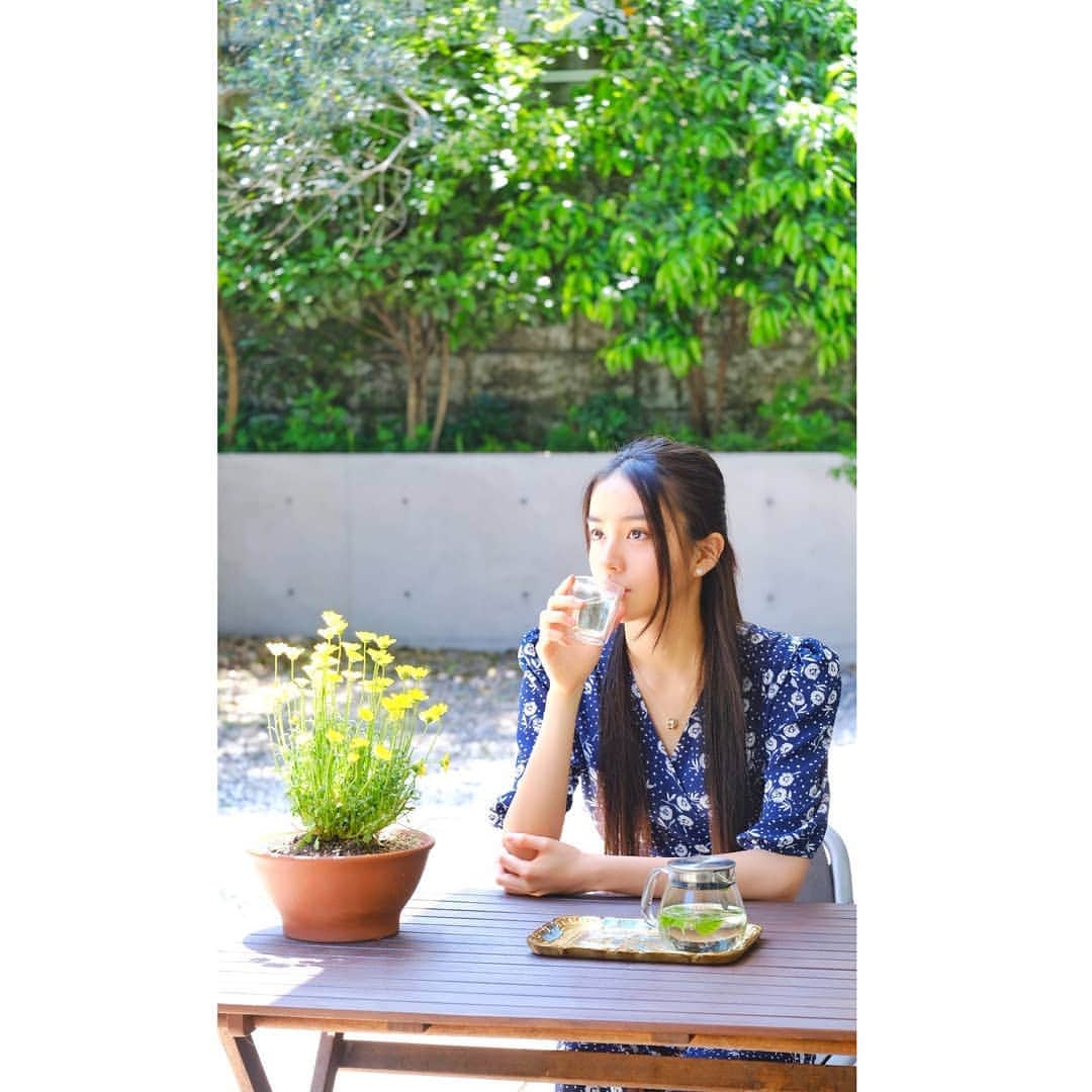 kokiさんのインスタグラム写真 - (kokiInstagram)「Relaxing in the garden ☀️🌱🌿 📷 by sis 💓」5月11日 15時08分 - koki