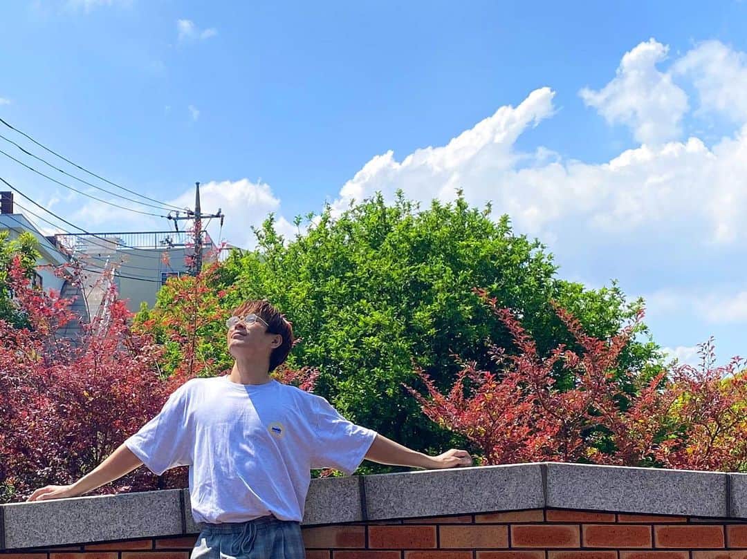 Achiのインスタグラム：「🌞with sasHAT」