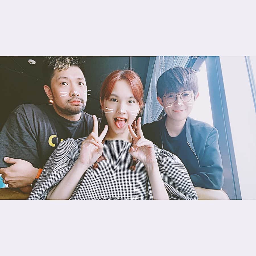 レイニー・ヤンさんのインスタグラム写真 - (レイニー・ヤンInstagram)「🤎🤎🤎 現實生活中的朋友 也是遊戲裡的森友 久違的約會 我愛你們 何樂楊楊  #bff #是朋友也是森友 #好友相約就是嘰嘰喳喳」5月11日 17時00分 - rainie77