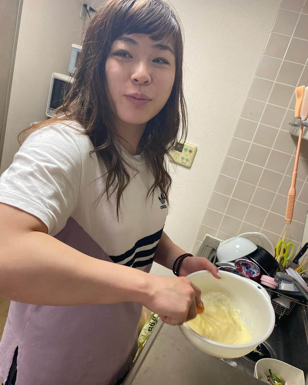 植草歩さんのインスタグラム写真 - (植草歩Instagram)「ホットケーキ🥞って 難しかった。。。笑笑 目指すは去年の取材の時に食べた Eggs'n Thingsだったんだけどな〜  #ホットケーキ #Eggsnthings  #おうち時間 #stayhome」5月11日 17時20分 - ayayumin0725