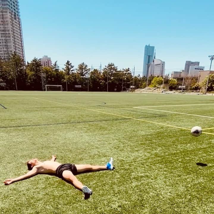 のインスタグラム：「How many times can you do it?」