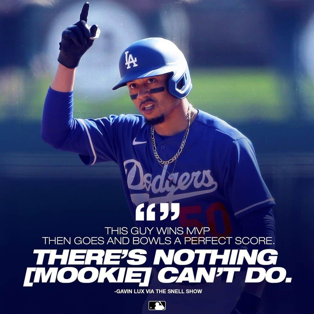 MLBさんのインスタグラム写真 - (MLBInstagram)「Betts believe they don’t make many like Mookie.  If you don’t believe us, swipe ➡️.」5月12日 4時49分 - mlb