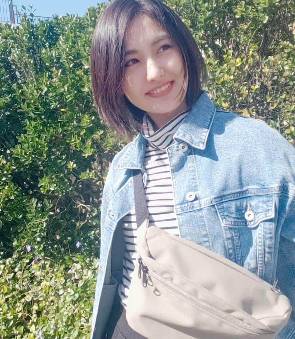 高山侑子さんのインスタグラム写真 - (高山侑子Instagram)「. 引きこもりすぎて写真も撮らなくなったので、過去の写真です🤫笑  今日は夏かな？ってくらい暑かったですね🌻 扇風機出さないとな〜」5月11日 21時28分 - takayamayuko_stardust