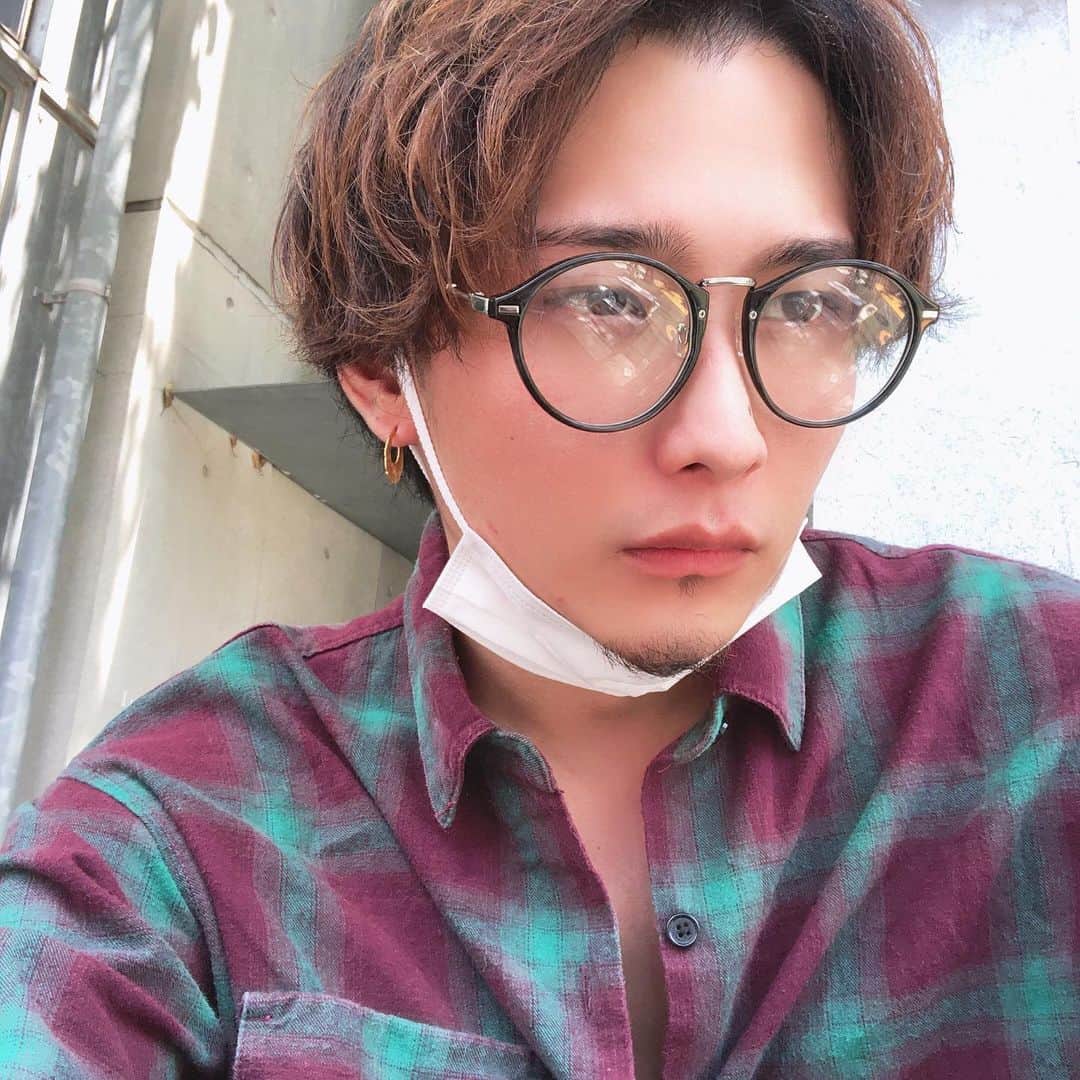 のインスタグラム：「ちょうどうでもいいけど 春＝ →しゅう× →しゅん⚪︎」