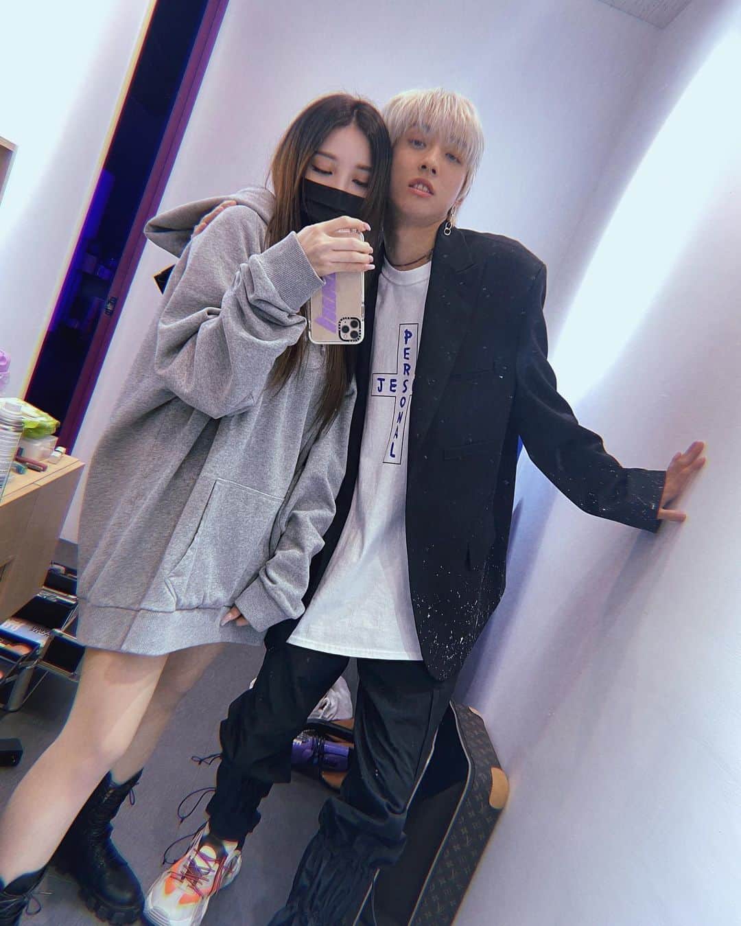 ポニーのインスタグラム：「잘한다 잘한다 우리 태섭이👯‍♀️ @holland_vvv」