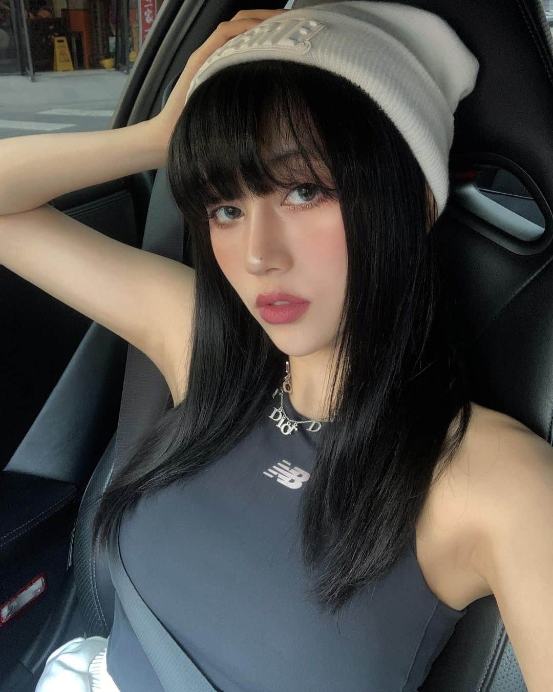 チン・インヒのインスタグラム：「🤲🏿」