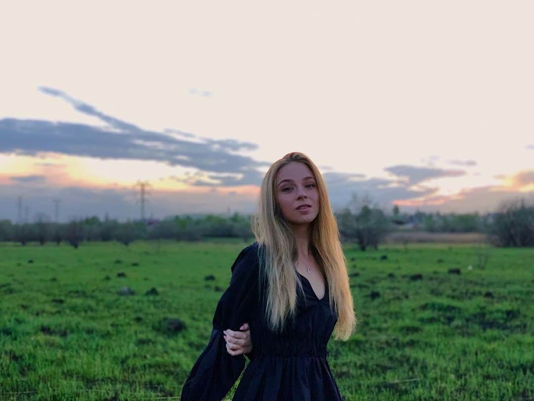 のインスタグラム：「Горе ты моё от ума, не печалься, гляди веселей」