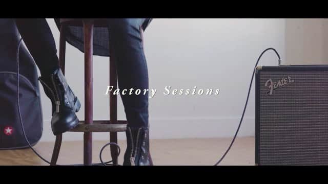 のインスタグラム：「HARUHI - Iris 👁 (Bass Session)  Link in Bio  Sitting by the bench, unhappy breeze whistling down the round Finding forks and spoons and other little things I can bite on to @eliot_cinematic  @raymondmorris_  @iambriancody  #iris #factorysessions #musicvideo #basssession」