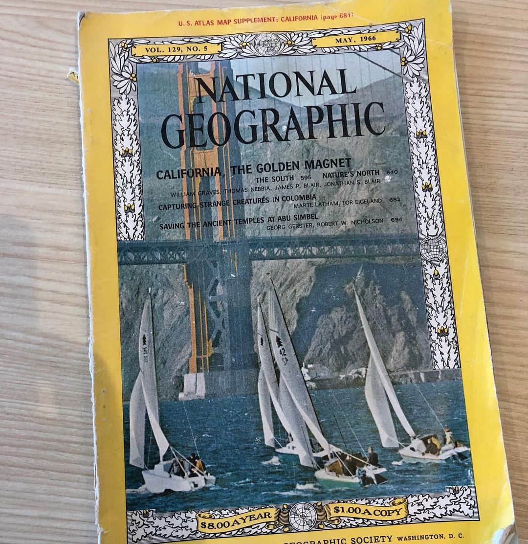 シービーズのインスタグラム：「A reflection from our very own CEO & Founder, aka @steven_tiller : ⁣ ⁣⁣ ⁣"Historic day for my little brand. What some might see as a small mention in National Geographic magazine is a personal milestone of sorts. @natgeo has provided a lifetime of inspiration and was influential in getting me to California. Here’s the 1966 issue that was devoted to the magnetic allure of the Golden State. Slide to see a tribute we did for its 50th anniversary in 2016 including a piece I wrote about my call to California. Finally, there’s a shot from my office - where to this day those golden yellow spines are always within reach. 🙏🏻 " ⁣ ⁣⁣ ⁣Hope this brings some inspiration to your Monday ✨」