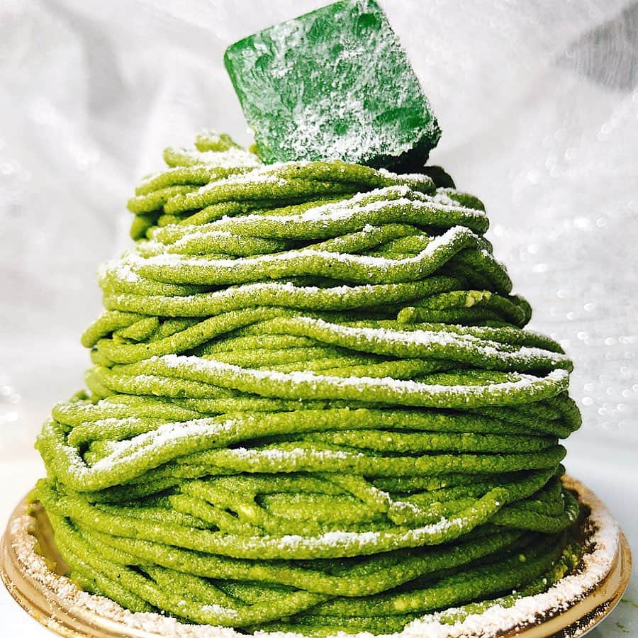 里井真由美のグルメインスタ