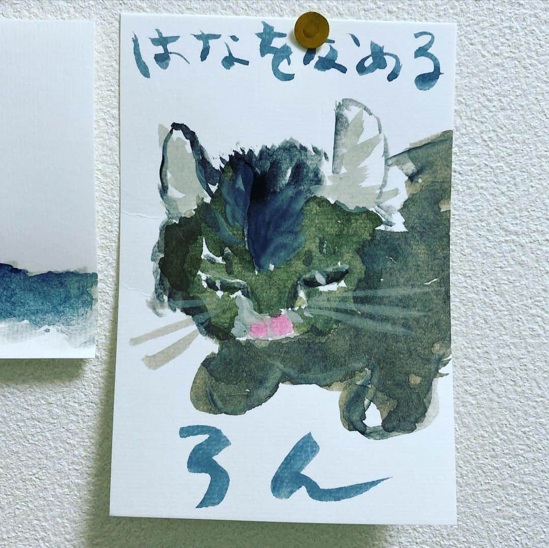 木下ゆうかさんのインスタグラム写真 - (木下ゆうかInstagram)「こっちは誕生日の時にケーキを食べて鼻を舐めるロンを描いたよ！ #ロンスタ」5月12日 13時18分 - yuka_kinoshita_0204
