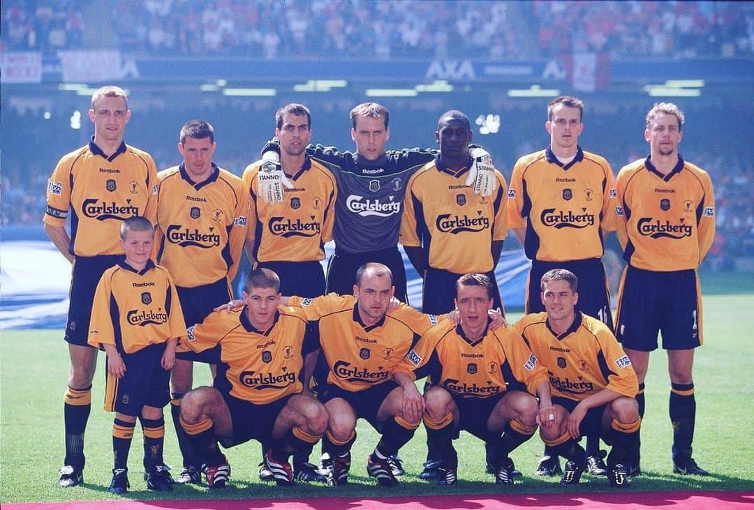 リヴァプールFCさんのインスタグラム写真 - (リヴァプールFCInstagram)「A few photos from a special game, #onthisday in 2001 📸🔴 #LFC #LiverpoolFC #FACup」5月12日 23時23分 - liverpoolfc