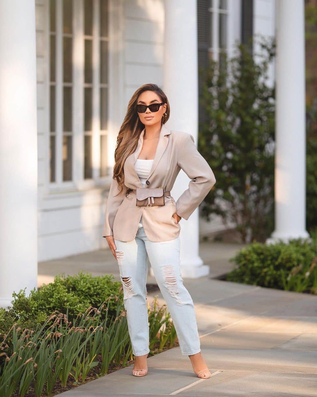 ダフネ・ジョイのインスタグラム：「@fashionnova fashionnovapartner • Grocery run, need anything? Lol👩🏻‍🍳」