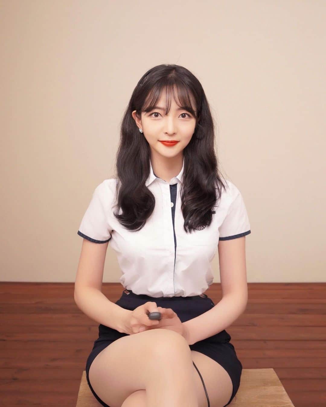 ユジョン のインスタグラム：「나도 ㅎㅐ바따❣️ #셀프촬영 #📷」