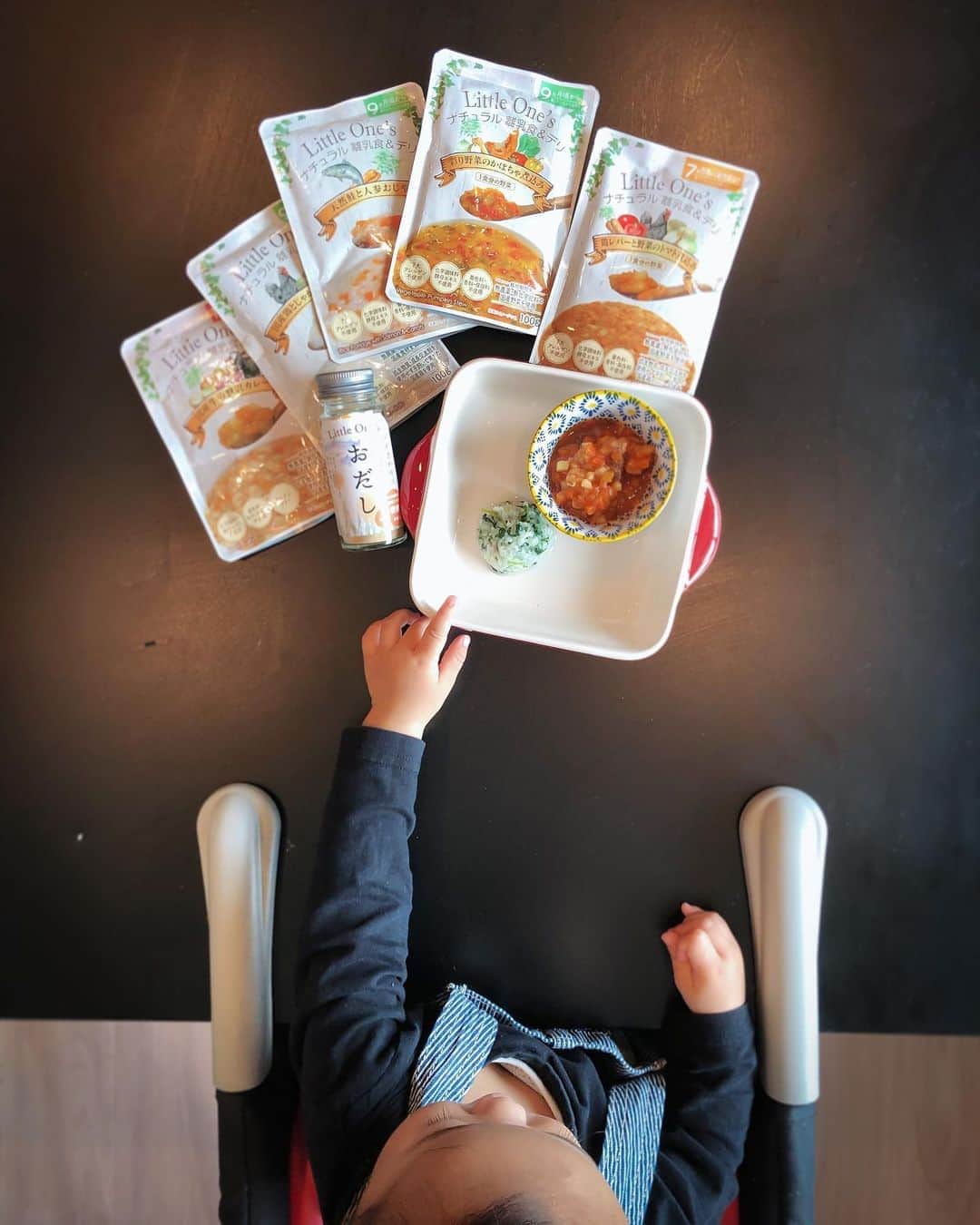 谷口紗耶香のインスタグラム：「忙しい時や🍴備蓄用にも最高に便利な @littleones.babyfood 😋 ・ 無添加はもちろんのこと 酵母エキスなどのうまみ調味料もナシで 身体に優しいレトルトなのぉ！ 大好き💕 ・ 今日も朝からバタバタで 1品足しに　ラタトゥイユ🍅🥦🥕🥔🧅🍆 ・ 新しく発売された 「粉末おだし」🐟もすごく美味しくて、 ふりかけみたいに使って味付けができるのも 最高に便利で愛用中♡ ・ 今　母の日キャンペーンで 2020年5月10日〜5月17日まで、200円OFFのクーポンがあるよ✨ ・ 【母の日200円オフクーポン】 >> hahanohi2020 >> #littleones#baby#babyfood#無添加#無添加離乳食」