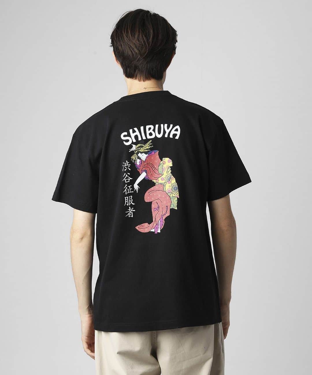 ヴァンキッシュのインスタグラム：「■ Maiko×SHIBUYA T-shirt[VWC043] Color:White/Black Size:M/L/XL JPY 6,600 (tax included)  ㅤㅤㅤㅤㅤㅤㅤㅤㅤㅤㅤㅤㅤ Shop link bio！ ——————————————— ‪#VANQUISH #vanquishjp」