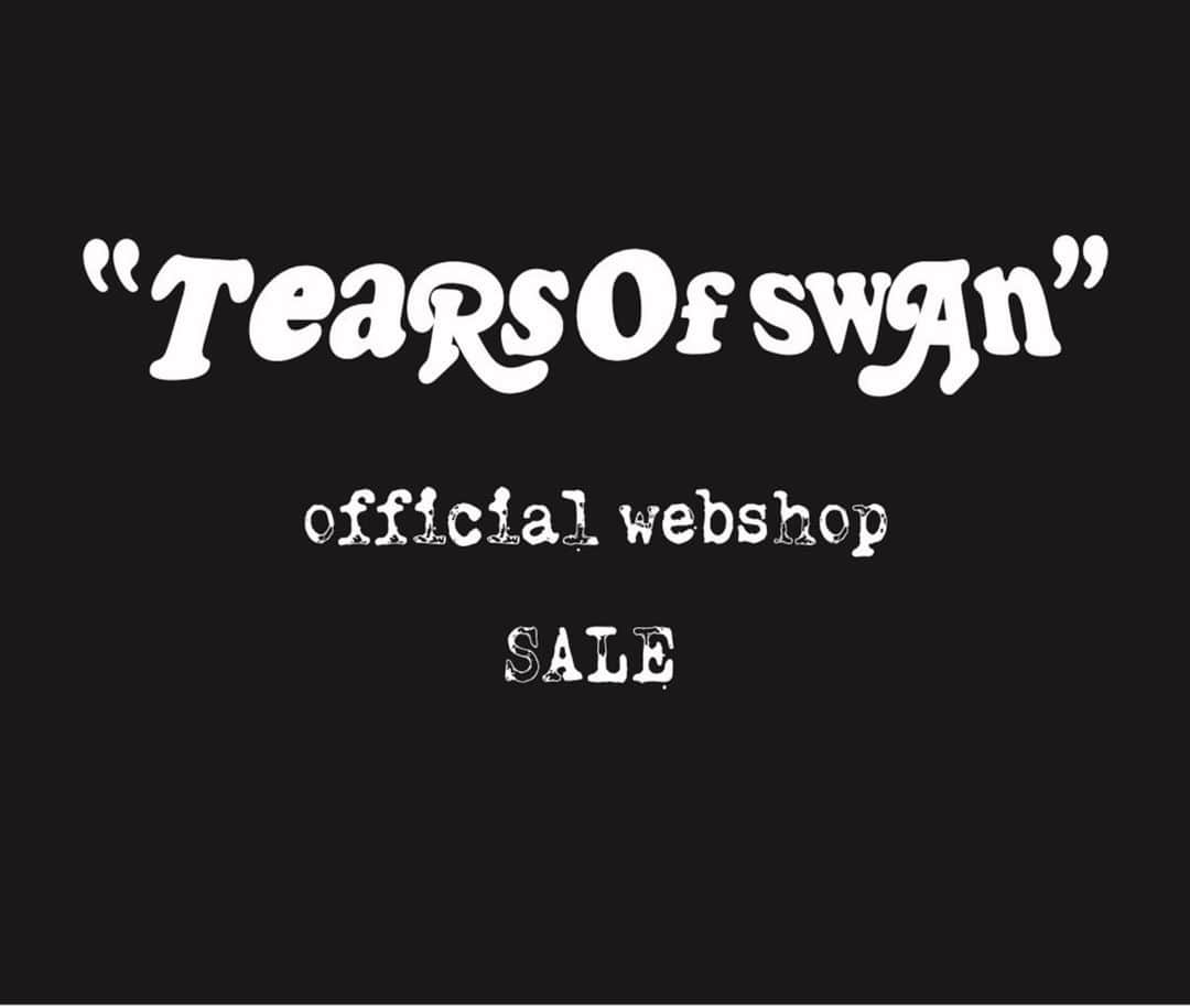 白鳥雪之丞さんのインスタグラム写真 - (白鳥雪之丞Instagram)「TEARS OF SWAN official  shopでも一部アイテムのSALEを継続です!! 売切次第終了になりますので宜しくお願い致します(^^)💻🕴🉐 http://tears-of-swan.shop-pro.jp/ ※プロフィール下のURLからofficial websiteがご覧頂けます  @tears_of_swan  #tearsofswan  #tearsofswan_officialwedshop  #sale #売切次第終了 #即日発送 #宜しくお願い致します」5月12日 17時25分 - yukinojoeshiratori