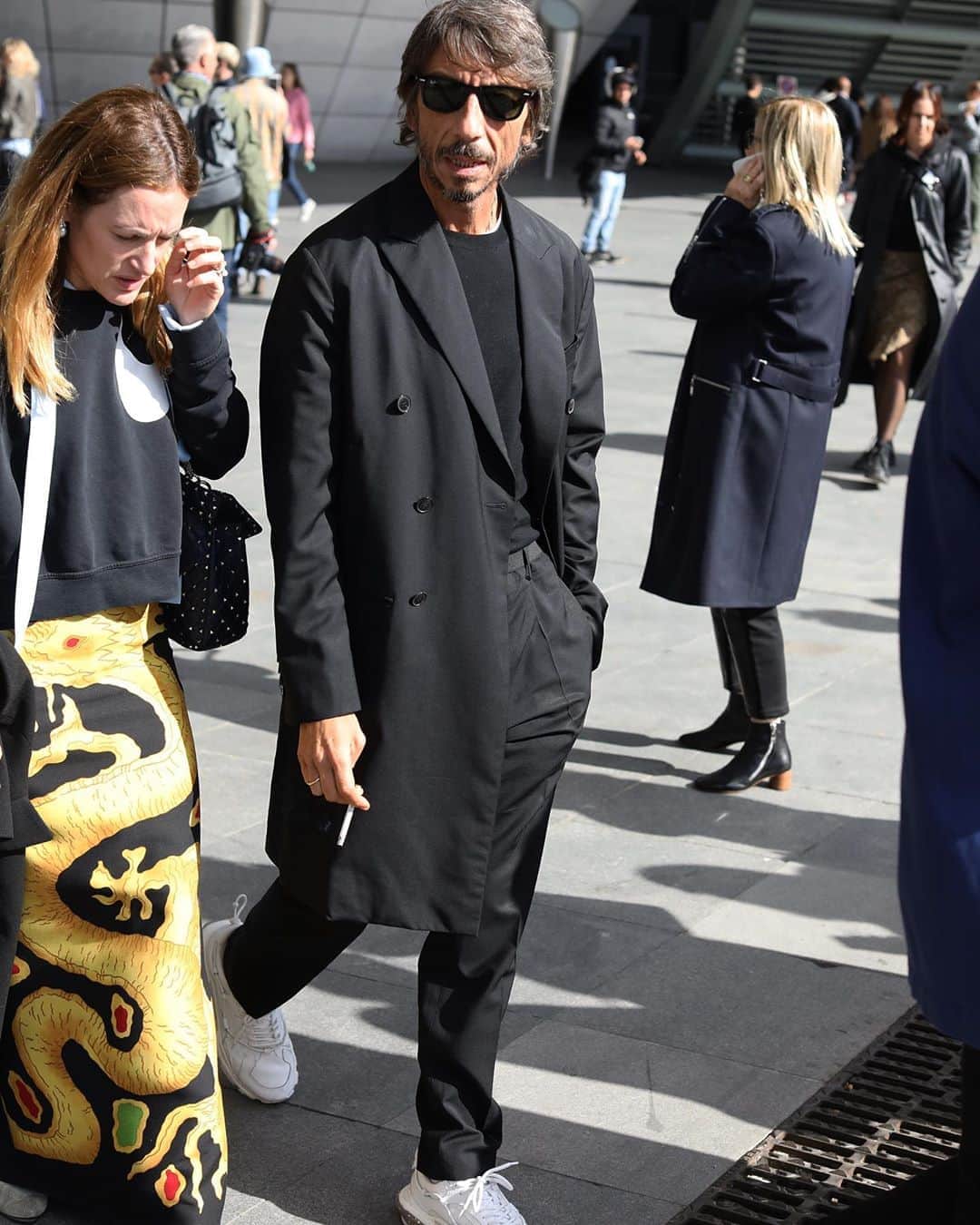 Lee Oliveiraのインスタグラム：「1st October 2018. Pierpaolo Piccioli @pppiccioli, creative director of Valentino on the streets of Paris.」