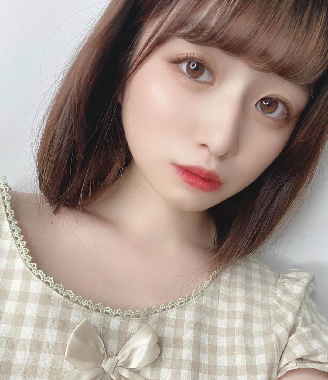 朴木優香里のインスタグラム：「ボブ風にしようとしたらうまくいかなかった🥺  短いのは似合わないかな?😣」