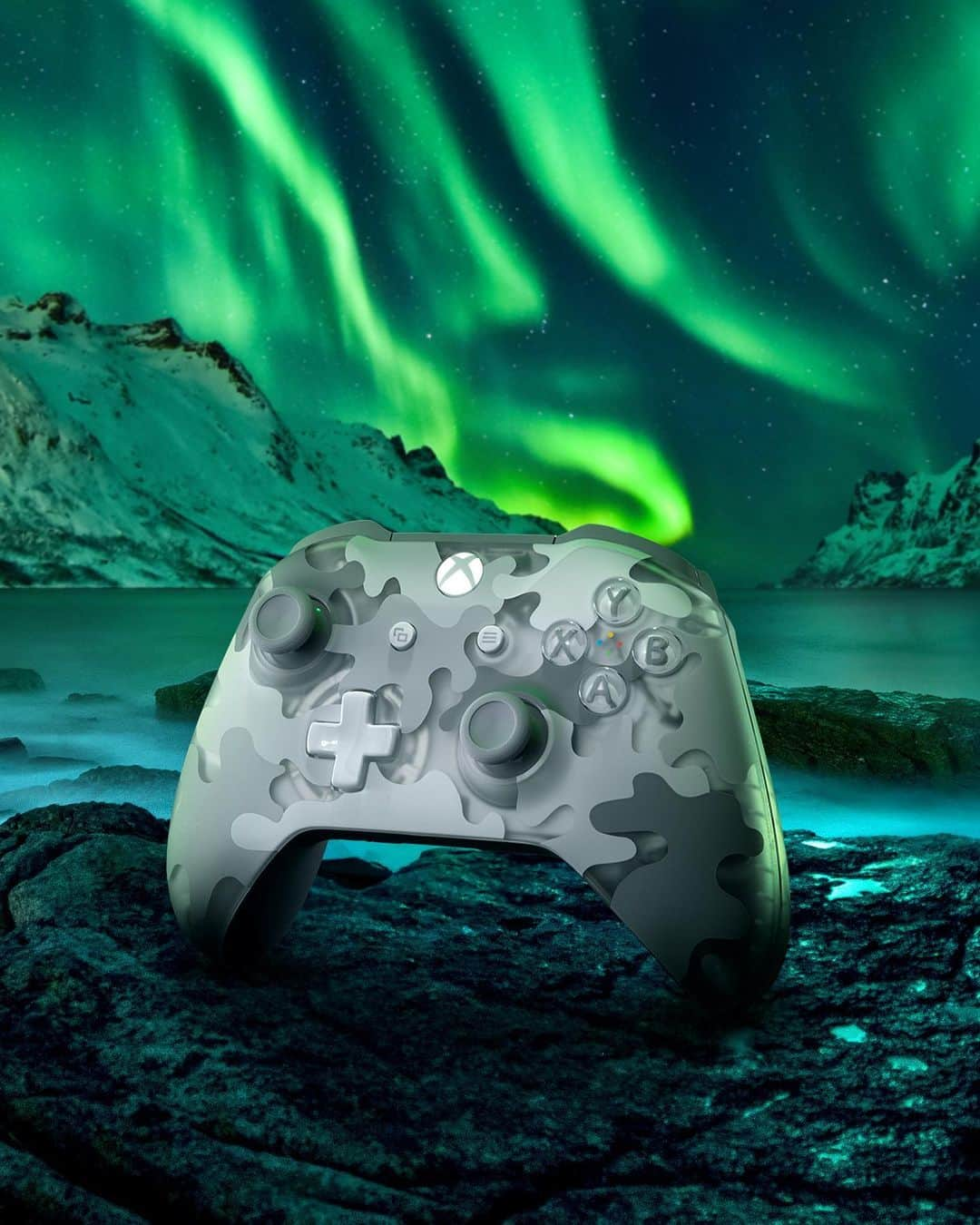 Xboxさんのインスタグラム写真 - (XboxInstagram)「Stay frosty. #Xbox #Controller」5月13日 1時00分 - xbox