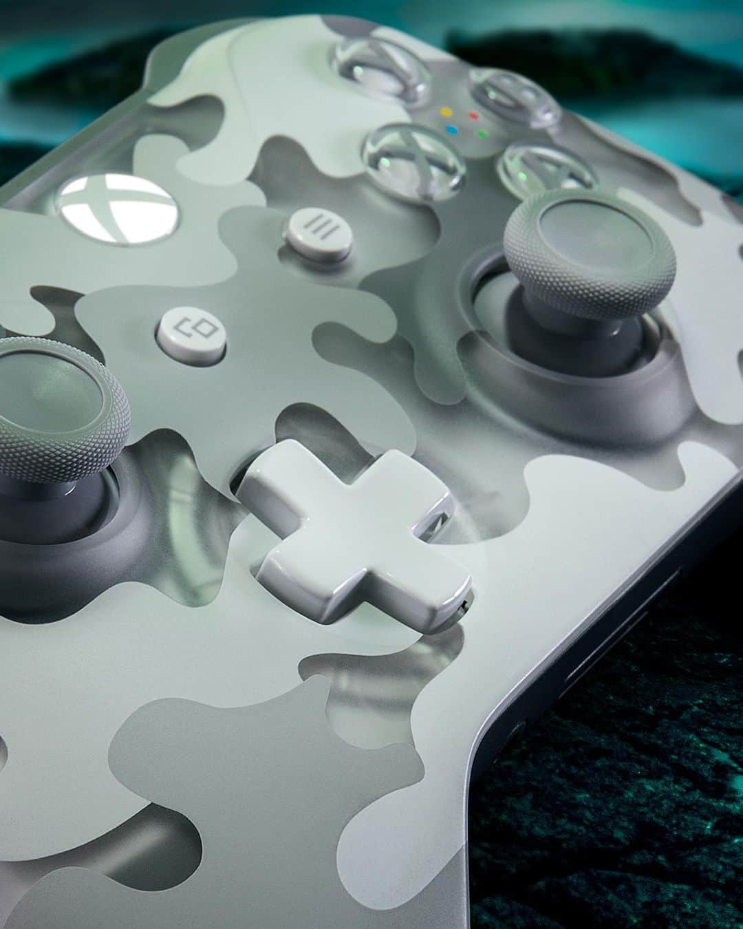 Xboxさんのインスタグラム写真 - (XboxInstagram)「Stay frosty. #Xbox #Controller」5月13日 1時00分 - xbox