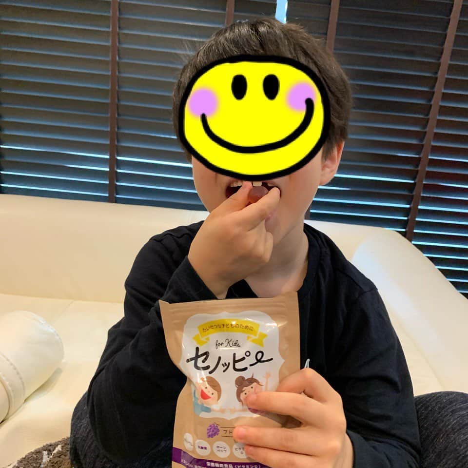 ギャル曽根さんのインスタグラム写真 - (ギャル曽根Instagram)「ちょっと前？🤔 いや、結構前から愛用中。 セノッピー。 やっぱり自分のご飯だけで栄養が足りてるか心配なので助けて貰ってます。🧚🏻‍♀️ #1日2つぶでいいのよ。 #何故気がついたら1袋空っぽなのかしら。 #美味しいから続くよね。 #いつもありがとう。 #セノッピー #大きくなぁれ🧚🏻‍♀️」5月12日 19時33分 - galsone_1204