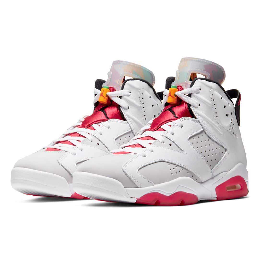 HYPEBEASTさんのインスタグラム写真 - (HYPEBEASTInstagram)「@hypebeastkicks: @nike has unveiled official images for the Air Jordan 6 “Hare.” It blends a soft grey suede base with crisp white leather overlays, and features a translucent tongue with a jagged red, yellow, green, black and white print, orange and green lace toggles and tri-colored outsoles. It’ll be available in full family sizes and release on Nike SNKRS CN on May 15 for $190 USD before coming to stateside on June 5. ⁠⠀ Photo: Nike」5月12日 19時57分 - hypebeast