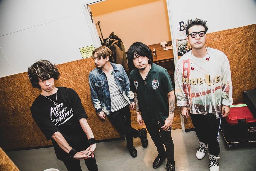 Nothing’s Carved In Stoneさんのインスタグラム写真 - (Nothing’s Carved In StoneInstagram)「【未公開ツアー写真】﻿ ﻿ “By Your Side Tour 2019-20”﻿ 2020.1.13 at 仙台Rensa﻿ ﻿ Photo by @nekoze_photo ﻿ ﻿ #nothingscarvedinstone #ナッシングス #ncis #silversunrecords #byyourside」5月12日 20時00分 - nothingscarvedinstone