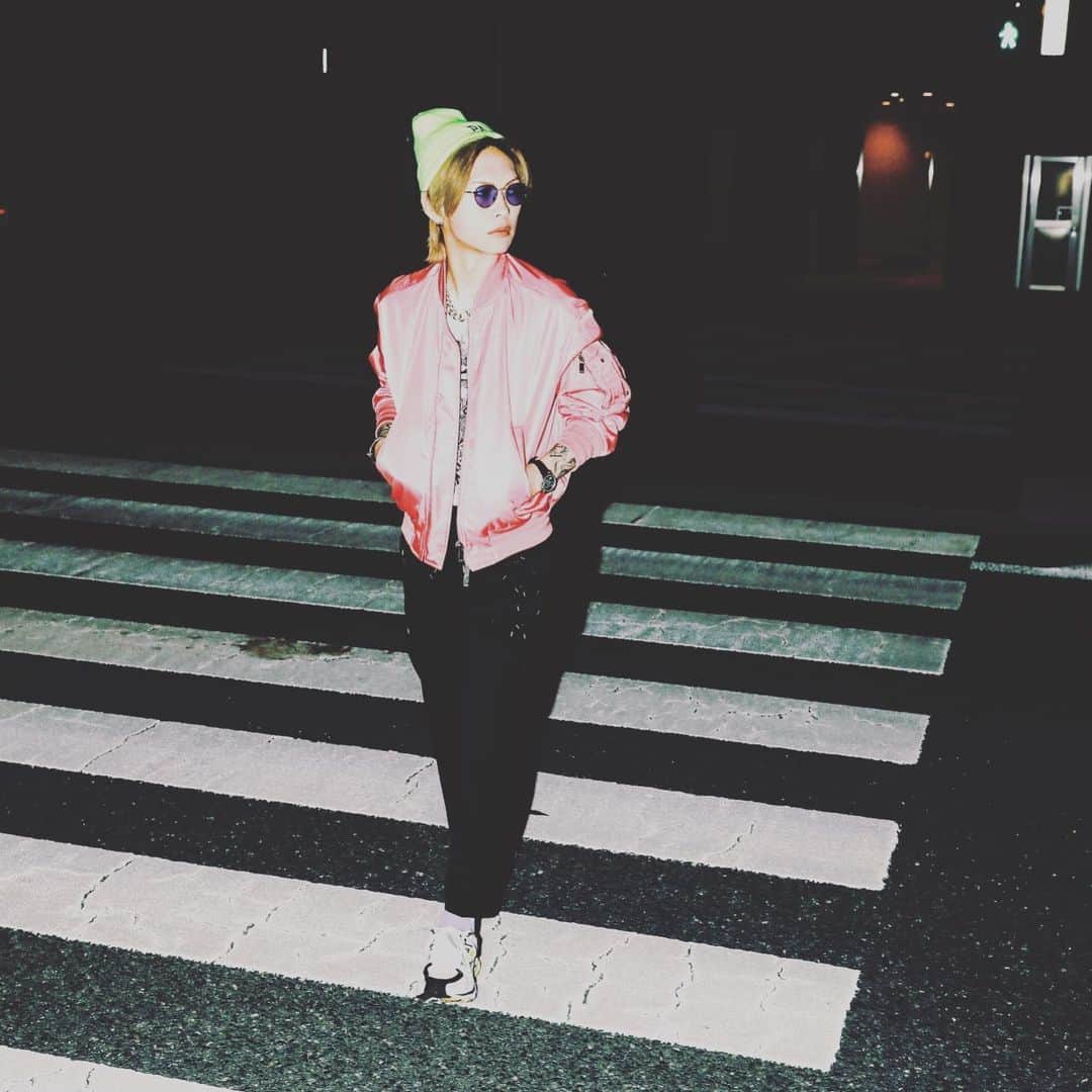 のインスタグラム：「ひさびさ〜  #topdandy #celine #hedislimane  #vetements #demnagvasalia #dior #saintlaurent #ysl #margiela #amiri #harrywinston #cartier #louisvuitton #lv #tattoo #japan #tokyo #億ト」