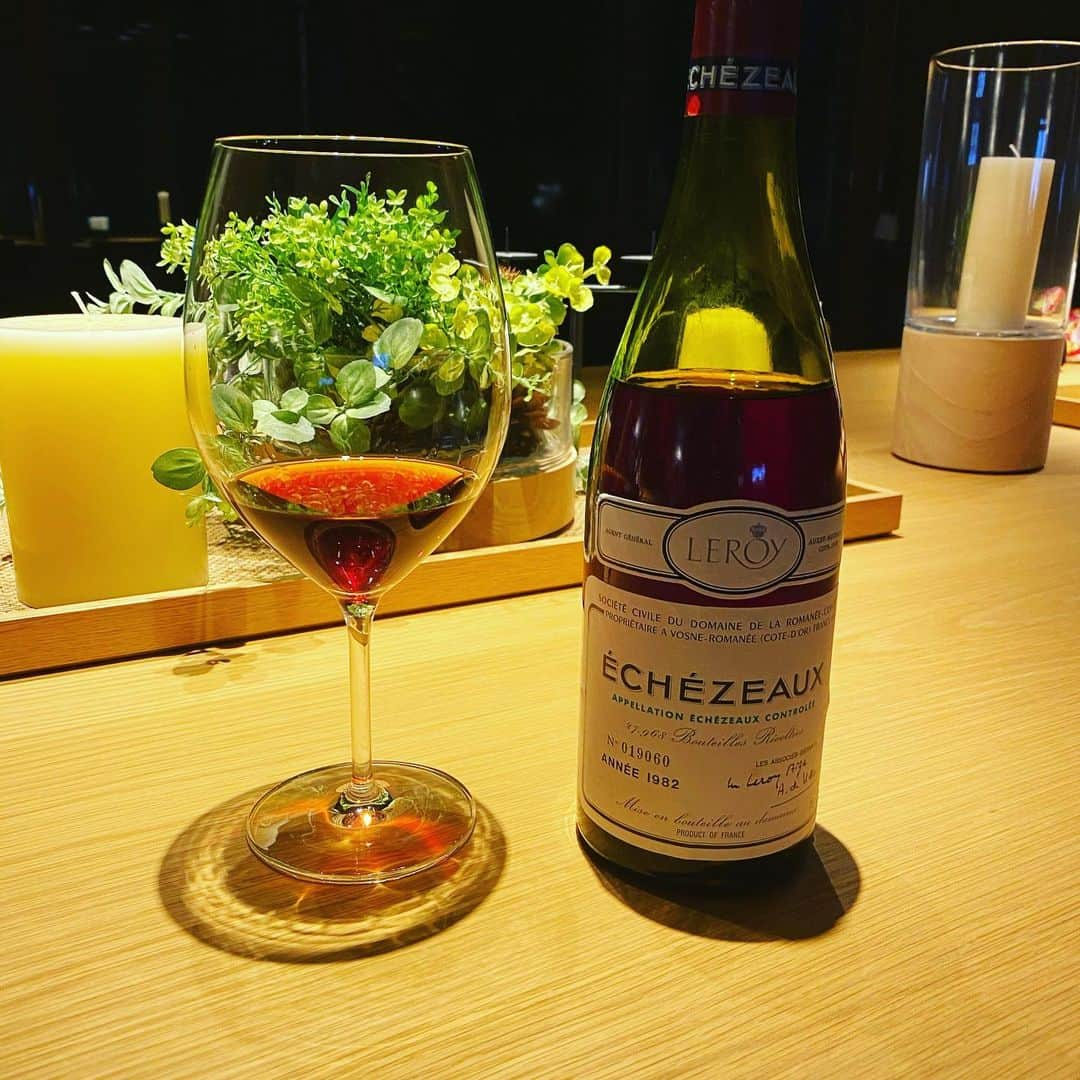 藤田晋さんのインスタグラム写真 - (藤田晋Instagram)「ひま飲みで開けてしまった。素晴らしい。」5月12日 21時08分 - fujitasusumu