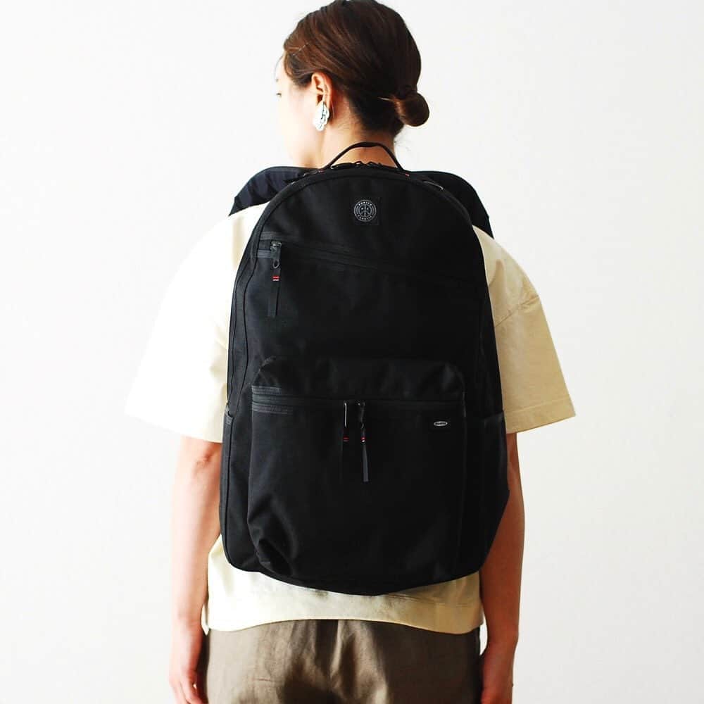 wonder_mountain_irieさんのインスタグラム写真 - (wonder_mountain_irieInstagram)「_[unisex] Porter Classic / ポータークラシック "NEWTON DAYPACK L" ¥42,777- _ 〈online store / @digital_mountain〉 http://www.digital-mountain.net/shopdetail/000000011755/ _ 【オンラインストア#DigitalMountain へのご注文】 *24時間受付 *15時までのご注文で即日発送 *送料無料 tel：084-973-8204 _ We can send your order overseas. Accepted payment method is by PayPal or credit card only. (AMEX is not accepted)  Ordering procedure details can be found here. >>http://www.digital-mountain.net/html/page56.html _ #PorterClassic #PORTER #NEWTON #muatsu #ポータークラシック _ 本店：#WonderMountain  blog>> http://wm.digital-mountain.info/blog/20200509/ _ 〒720-0044  広島県福山市笠岡町4-18  JR 「#福山駅」より徒歩10分 #ワンダーマウンテン #japan #hiroshima #福山 #福山市 #尾道 #倉敷 #鞆の浦 近く _ 系列店：@hacbywondermountain」5月12日 21時16分 - wonder_mountain_