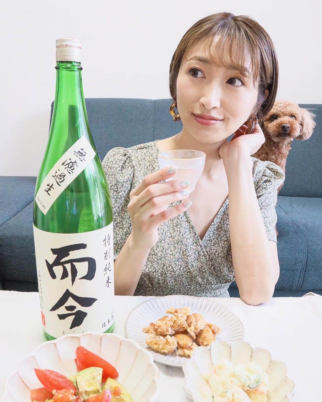 三井菜那さんのインスタグラム写真 - (三井菜那Instagram)「5/16に開催される 日本酒のオンライン テイスティング「SAKE（日本酒）x NOMY（学）」 にわたしも参加します🍶  ㅤㅤㅤㅤㅤㅤㅤㅤㅤㅤㅤㅤㅤ "而今"で有名な 地元 三重県の酒蔵木屋正酒造さんがゲストで登場するそう....！🙋‍♀️ ㅤㅤㅤㅤㅤㅤㅤㅤㅤㅤㅤㅤㅤ  中田英寿さん主催の @craftsakeweek 、 今年は延期になっちゃったけど、 おうちにいながら 蔵元のお話が聞けたり お酒の勉強ができるから楽しみー🥰  ㅤㅤㅤㅤㅤㅤㅤㅤㅤㅤㅤㅤㅤ  そして我が家にも而今があるんだけど、 去年のクラフト酒ウィークでいただいた お猪口で少しづつ飲んでいます😋  ㅤㅤㅤㅤㅤㅤㅤㅤㅤㅤㅤㅤㅤ  申し込みは14日10時まで💎 公式サイトはこちら💁‍♀️ https://www.sakenomy.jp/  ㅤㅤㅤㅤㅤㅤㅤㅤㅤㅤㅤㅤㅤ  #sakenomy #sake#而今#日本酒#PR」5月12日 21時33分 - nana.0312